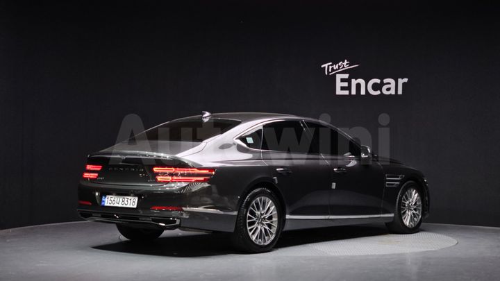 Genesis G80 2022 — 2