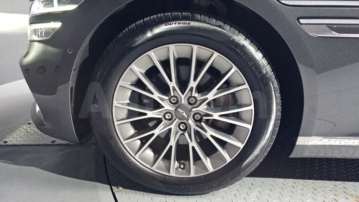 Genesis G80 2022 — 5