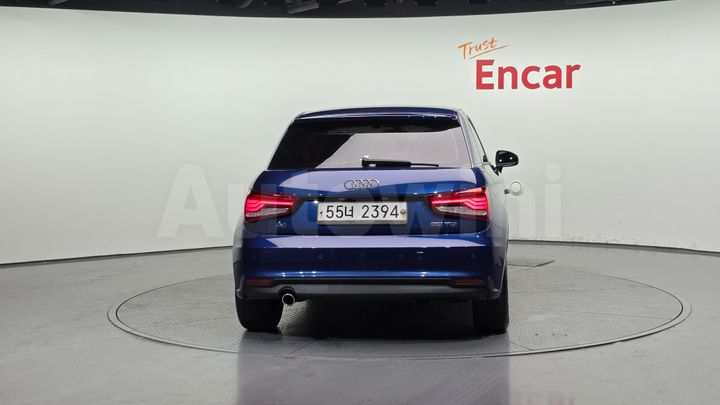 Audi A1 2015 — 4