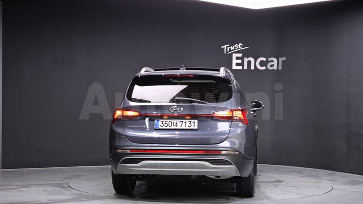Hyundai SantaFe 2023 — 4