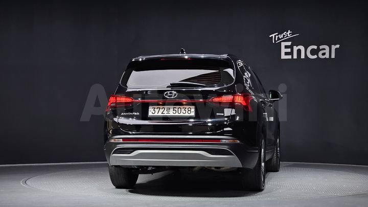Hyundai SantaFe 2023 — 4