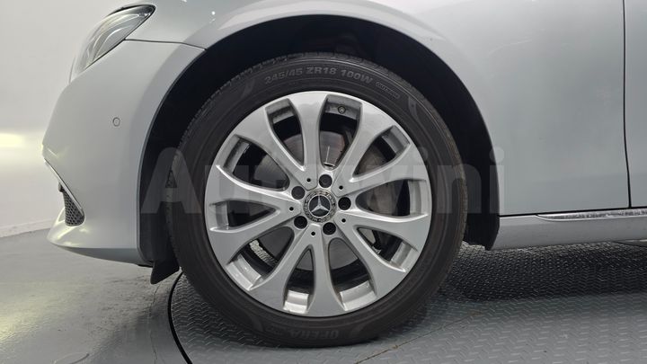 Mercedes Benz E Class 2020 — 5