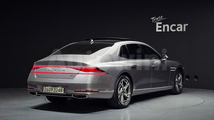 Genesis G90 2025 — 2