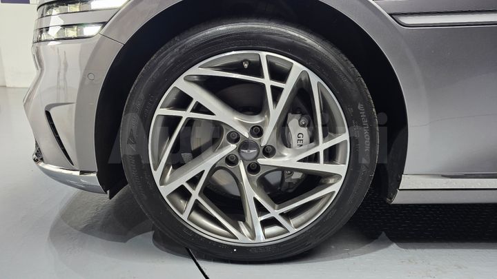 Genesis G90 2025 — 5