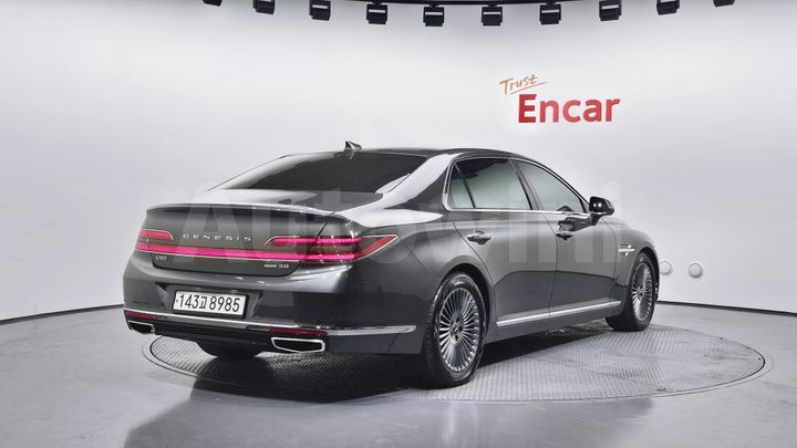 Genesis G90 2019 — 2