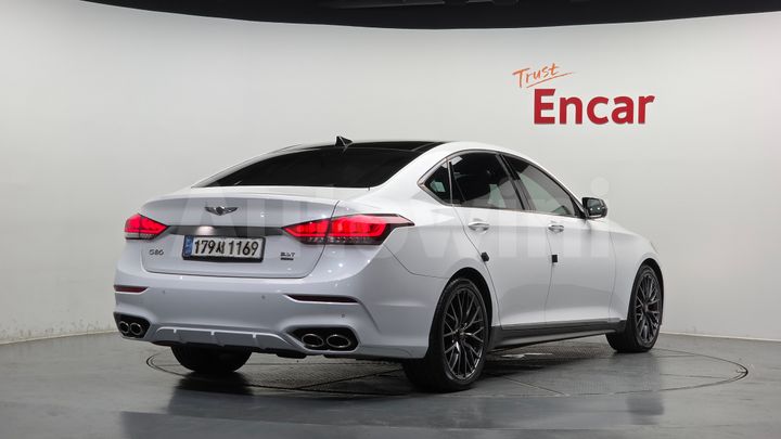 Genesis G80 2017 — 2