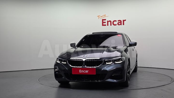 BMW 3 Series 2021 — 3