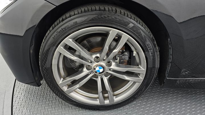 BMW 3 Series 2017 — 5