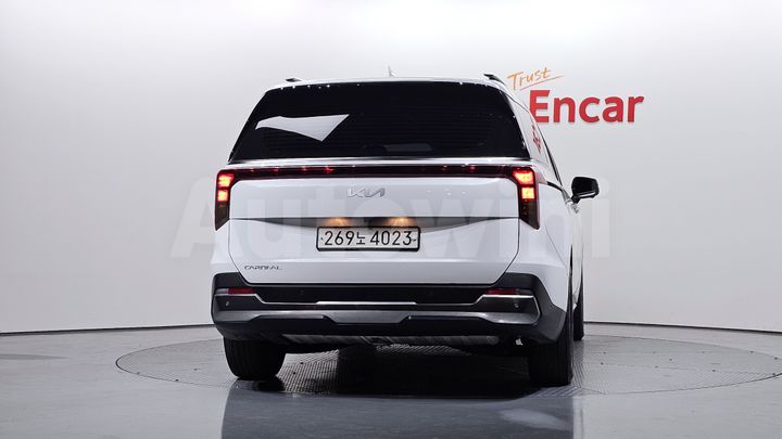 Kia Carnival 2025 — 4