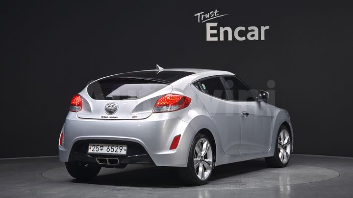 Hyundai Veloster 2012 — 2