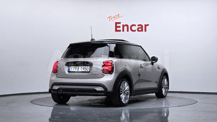 Mini Cooper 2022 — 2