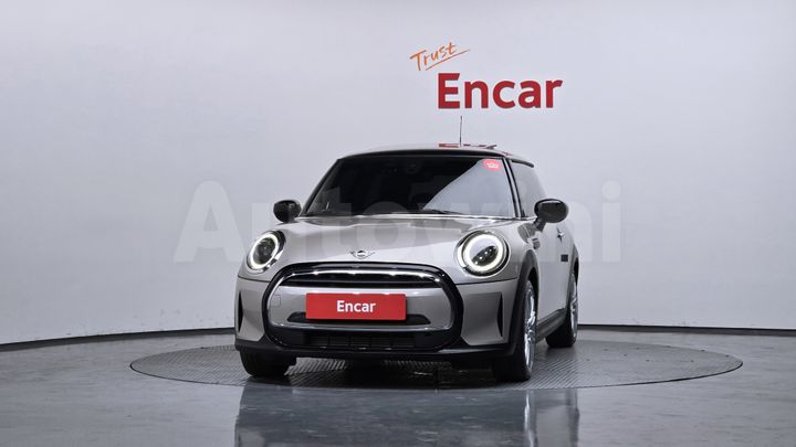 Mini Cooper 2022 — 3