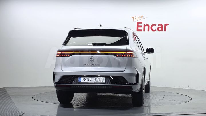 Renault Grand Koleos 2025 — 4