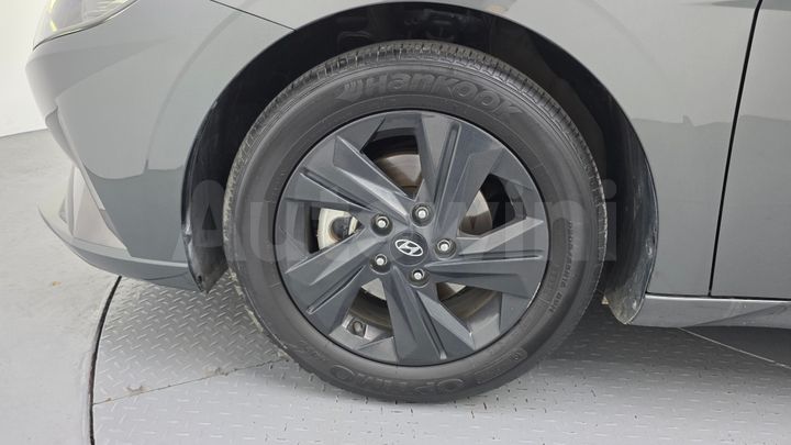 Hyundai Avante 2023 — 5