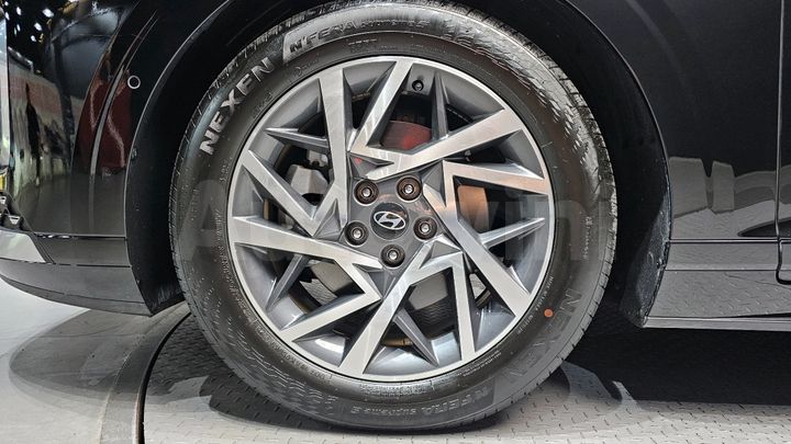 Hyundai Grandeur 2023 — 5