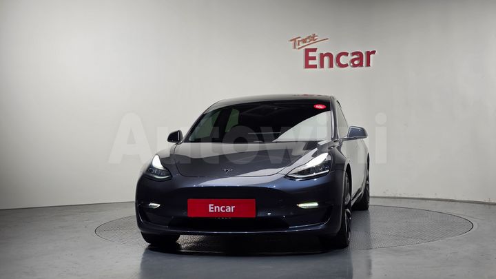 Tesla Model 3 2020 — 3