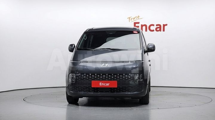Hyundai Staria 2023 — 3