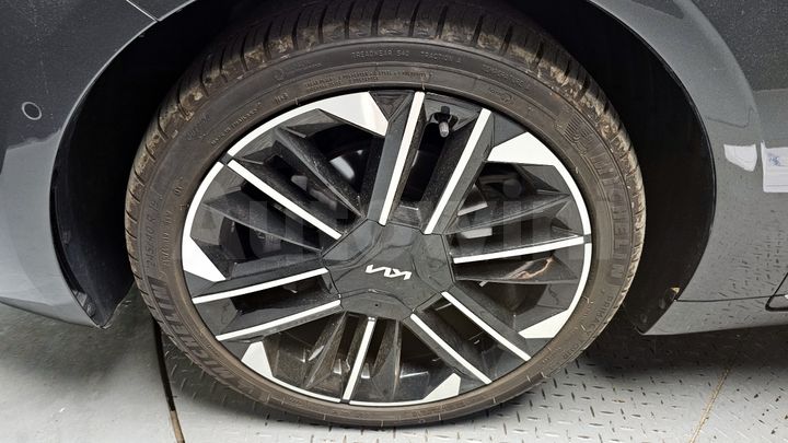 Kia K8 2025 — 4