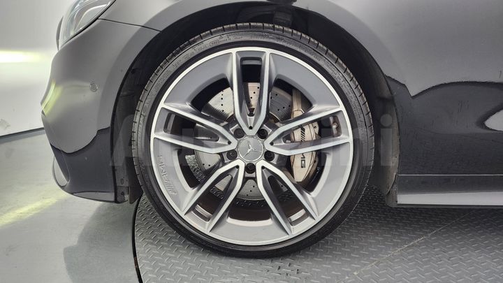 Mercedes Benz E Class 2020 — 5