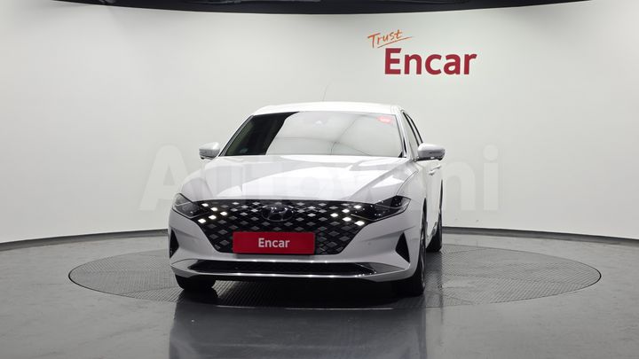 Hyundai Grandeur 2022 — 3