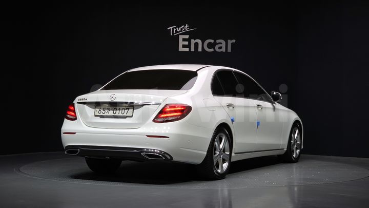 Mercedes Benz E Class 2017 — 2