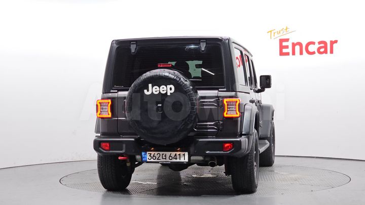Jeep Wrangler 2021 — 4