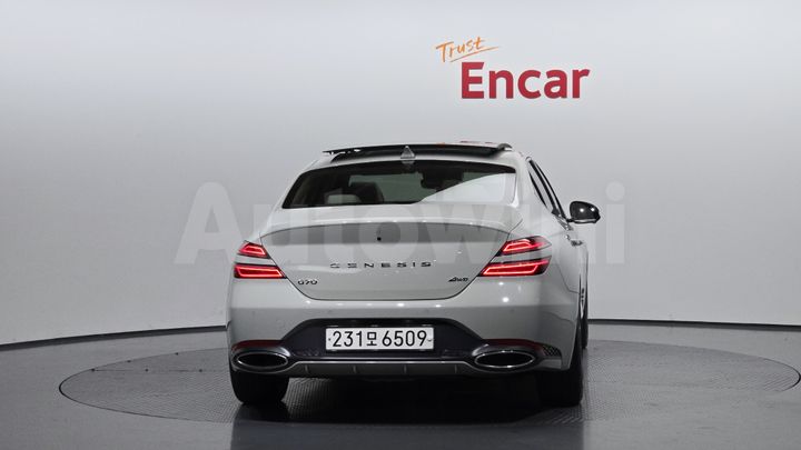 Genesis G70 2025 — 4