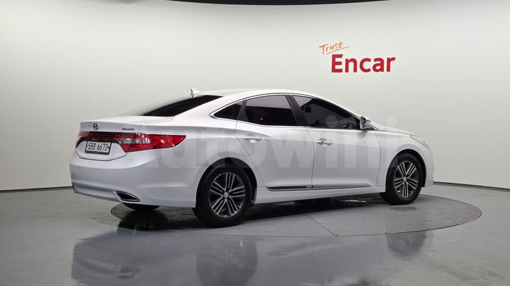 Hyundai Grandeur 2013 — 2