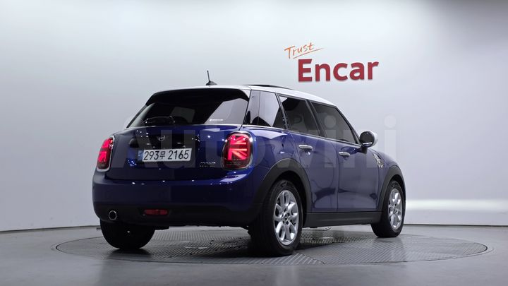 Mini Cooper 2020 — 2