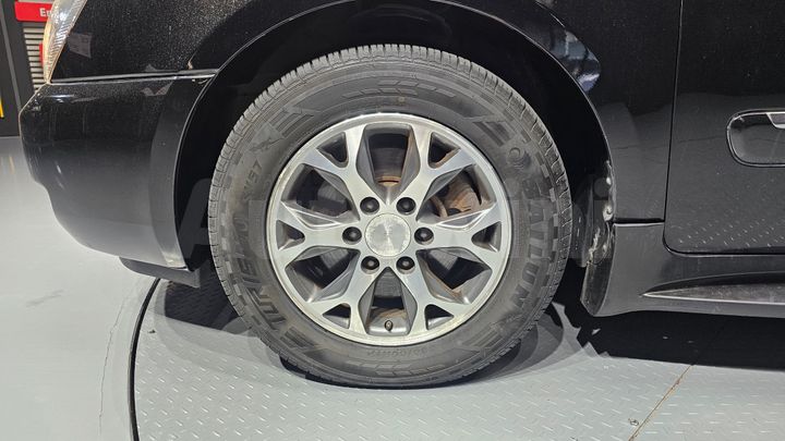 Kia Carnival 2014 — 5