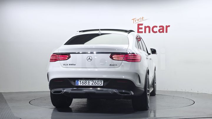 Mercedes Benz GLE Class 2017 — 3