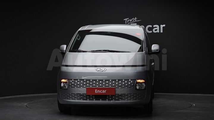 Hyundai Staria 2022 — 3