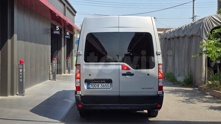 Renault Master 2020 — 4
