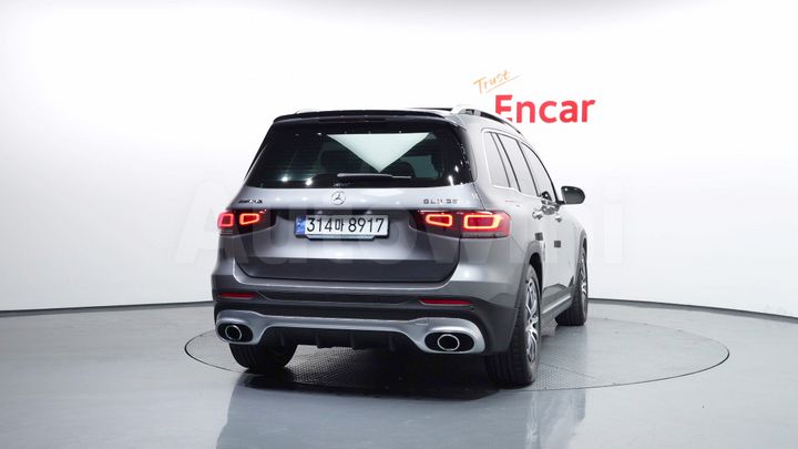 Mercedes Benz GLB Class 2023 — 4