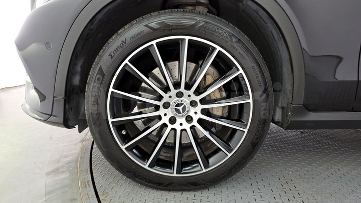 Mercedes Benz GLC Class 2018 — 5