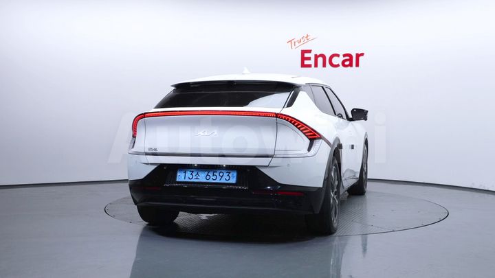Kia EV6 2022 — 4