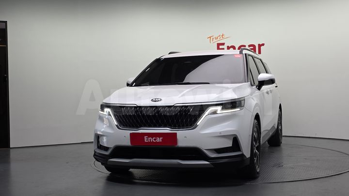 Kia Carnival 2021 — 3