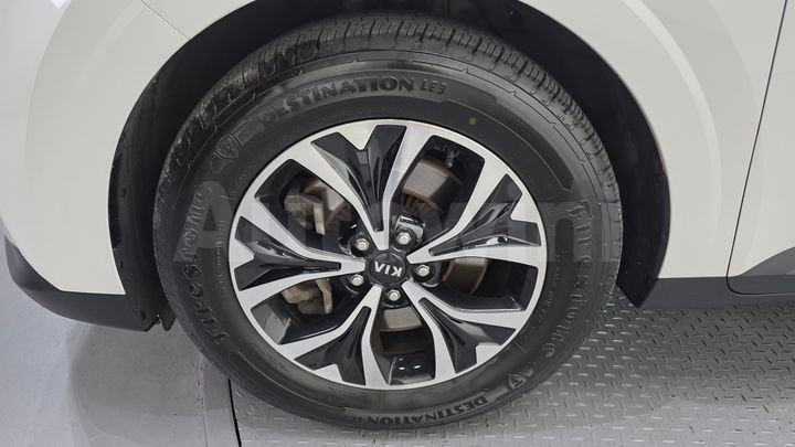 Kia Carnival 2021 — 5
