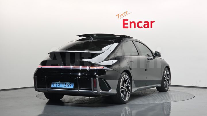 Hyundai Ioniq 2023 — 2