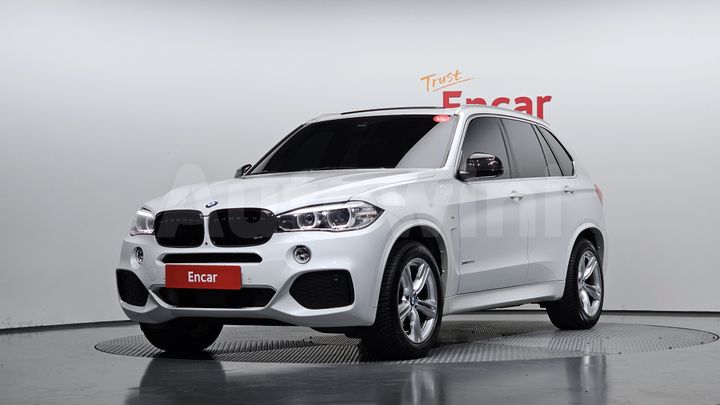 BMW X5 2018 — 2