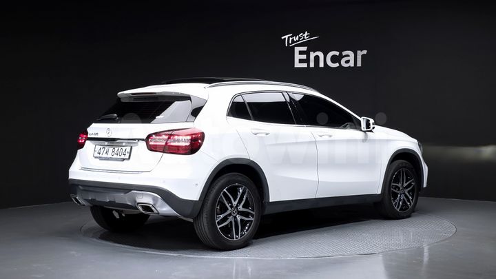 Mercedes Benz GLA Class 2019 — 2