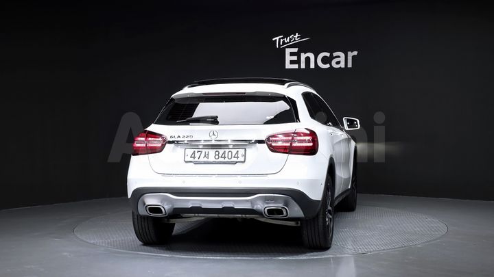 Mercedes Benz GLA Class 2019 — 4