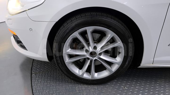 Volkswagen CC 2011 — 5