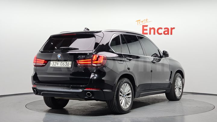 BMW X5 2016 — 2