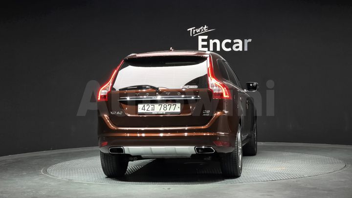 Volvo XC60 2015 — 4