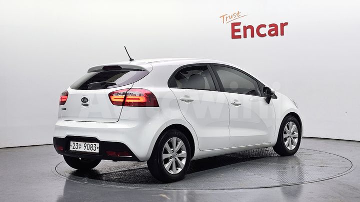 Kia Pride 2014 — 2