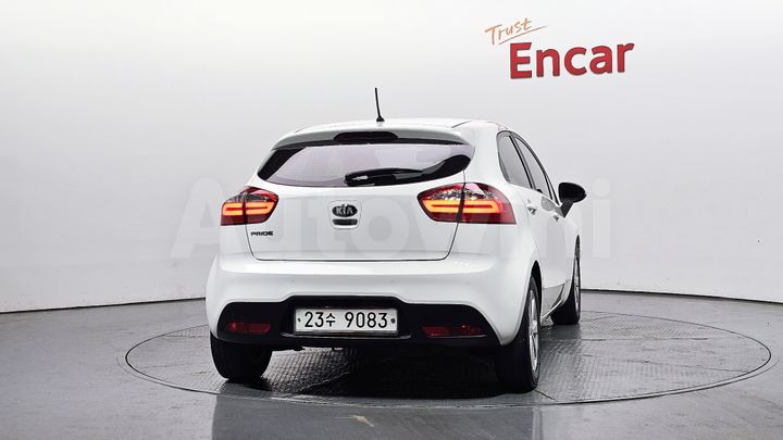 Kia Pride 2014 — 4