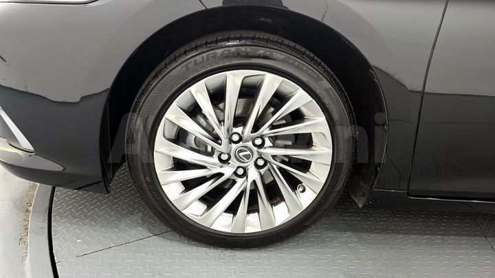 Lexus ES 2023 — 5