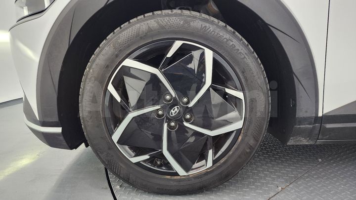 Hyundai Ioniq5 2022 — 5