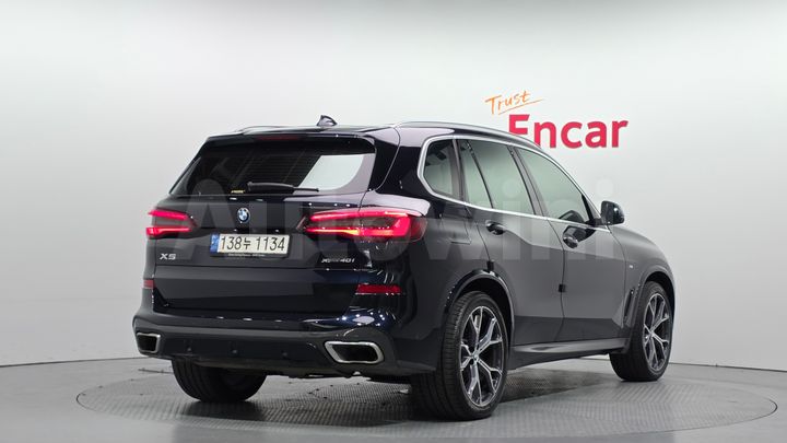 BMW X5 2022 — 2